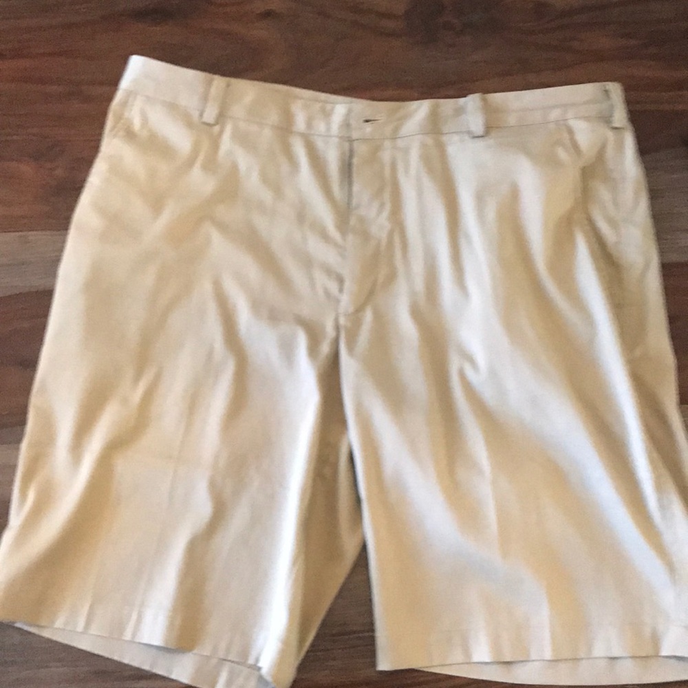 Nike Dry-Fit Golf Shorts